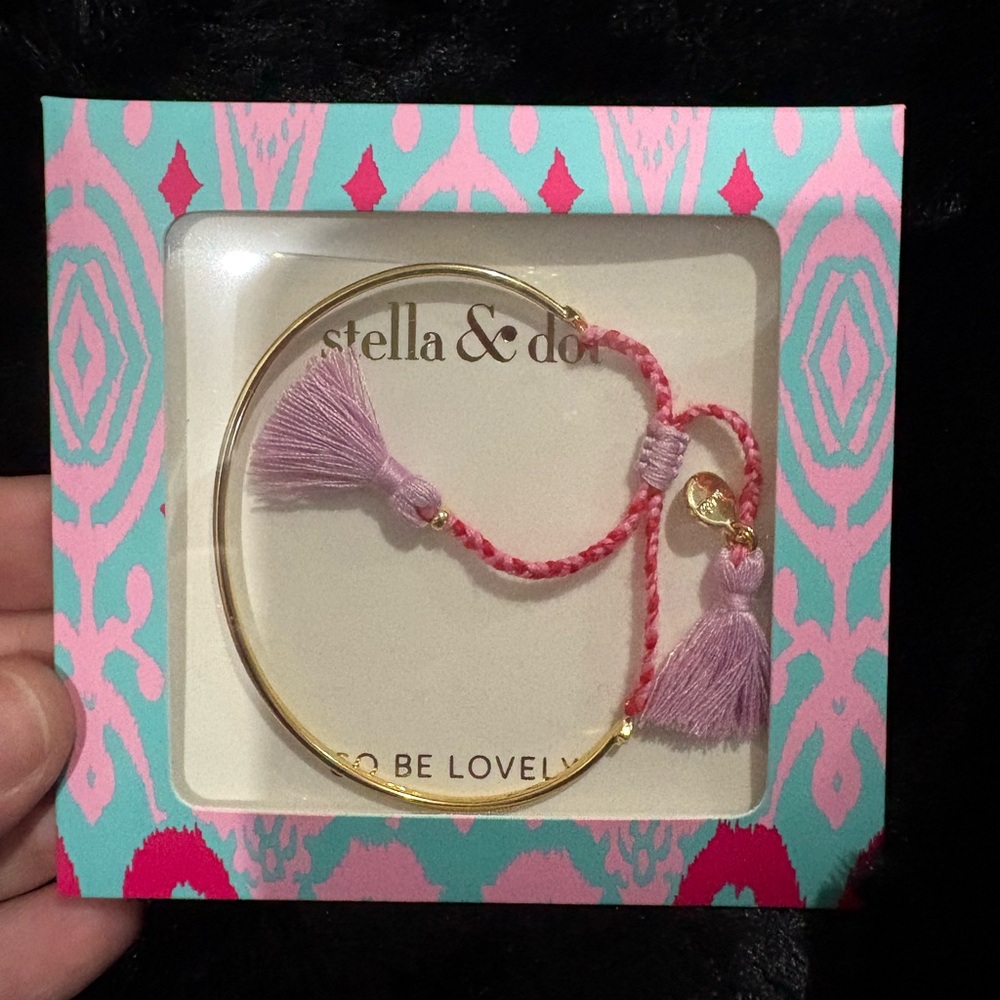 Stella & Dot Packaged Bracelet